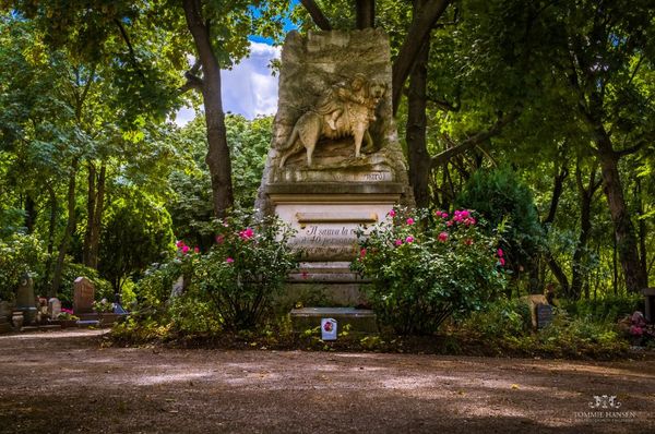 Monument of Barry